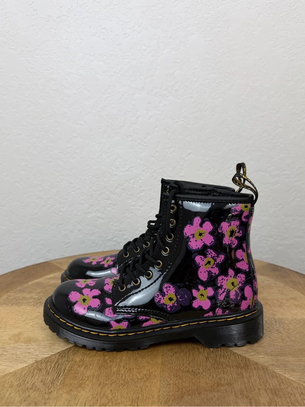 •Dr Martens • 1460 Pansy Patent Leather Lace Up Boot Size 2Y